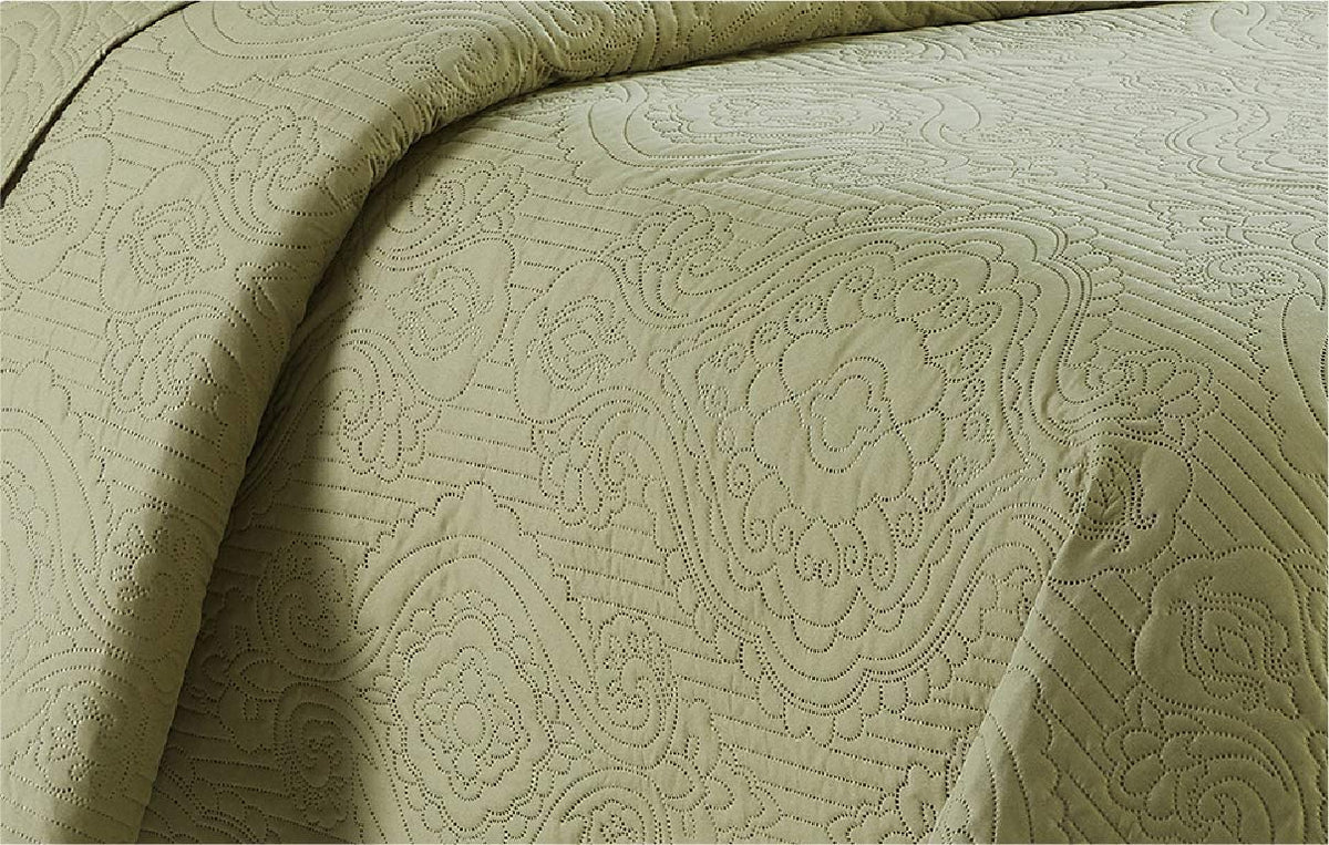 Home Collection 3pc Full/Queen Over Size Luxury Embossed Bedspread Set Light Weight Solid Sage Green New