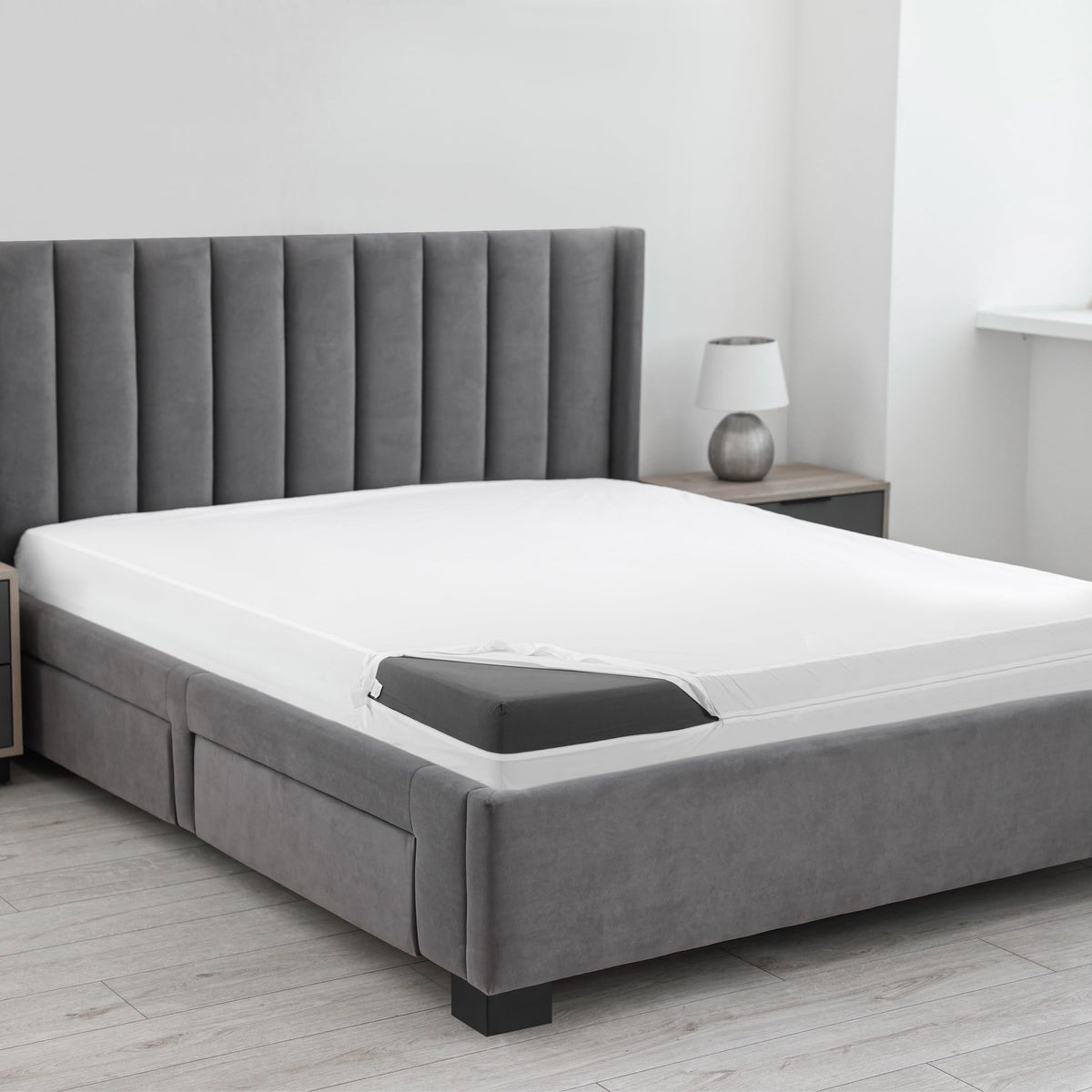 Utopia Bedding Premium Waterproof Bed Bug Mattress Cover, Twin XL Zippered Mattress Protector, 12 Inches Deep, Dust Mite Proof 6-Sided Mattress Encasement for Bed