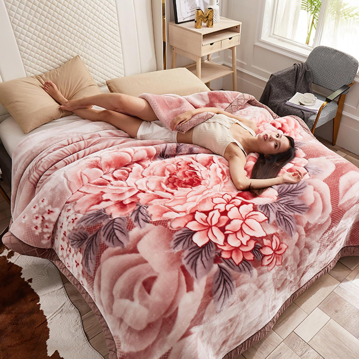 MODUSKYE Mink Blankets, Korean Heavy Fleece Plush 78x90 inch 2 Ply Mink Blankets with Peony Pattern 7.7lbs Queen Soft Cozy Raschel Blanket for Autumn Winter (Bean Paste)