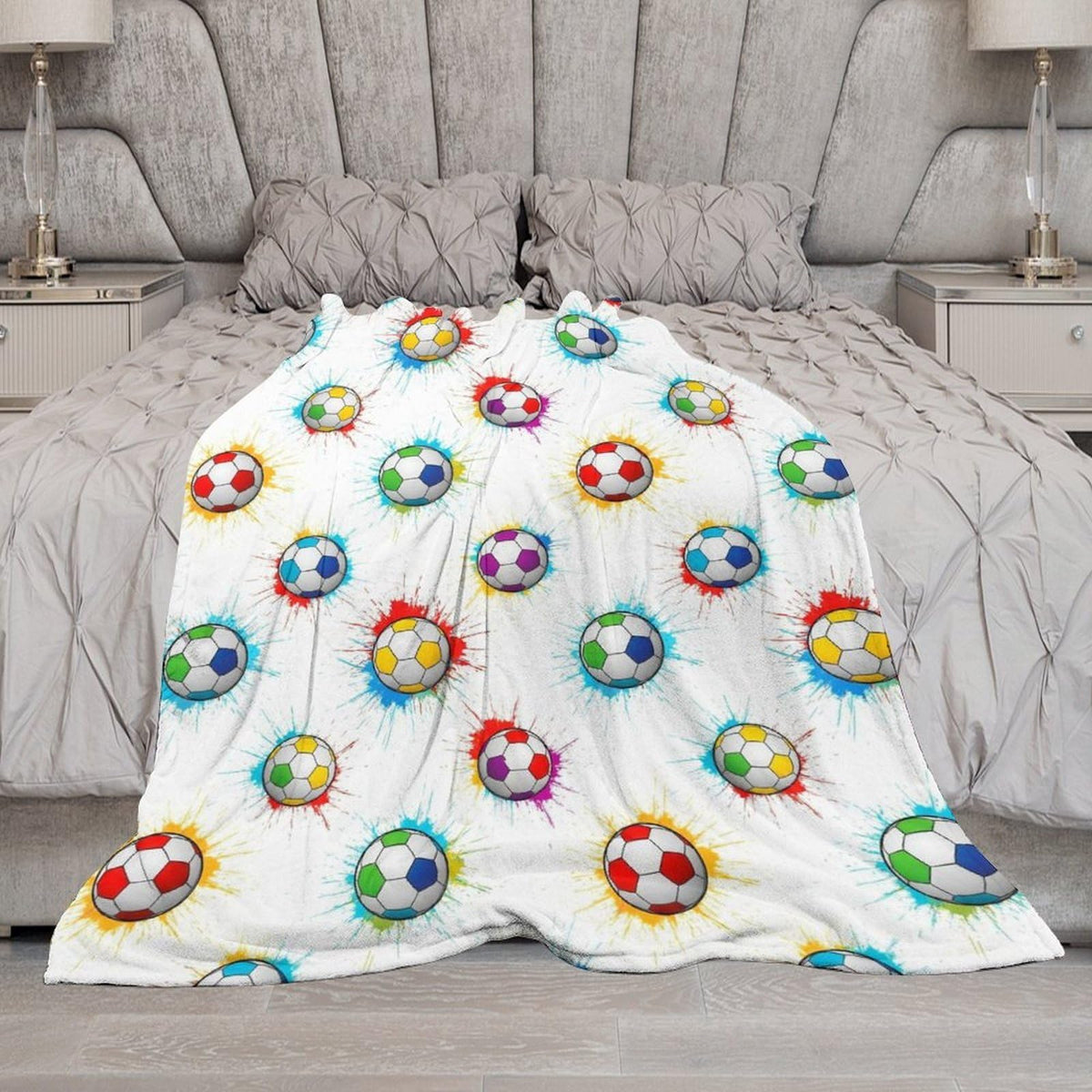Soft Throw Blanket Cozy Warm Blanket for Bed, Sofa and Couch, Fashion Home Decor Bedspread Compatible with Soccer Splash