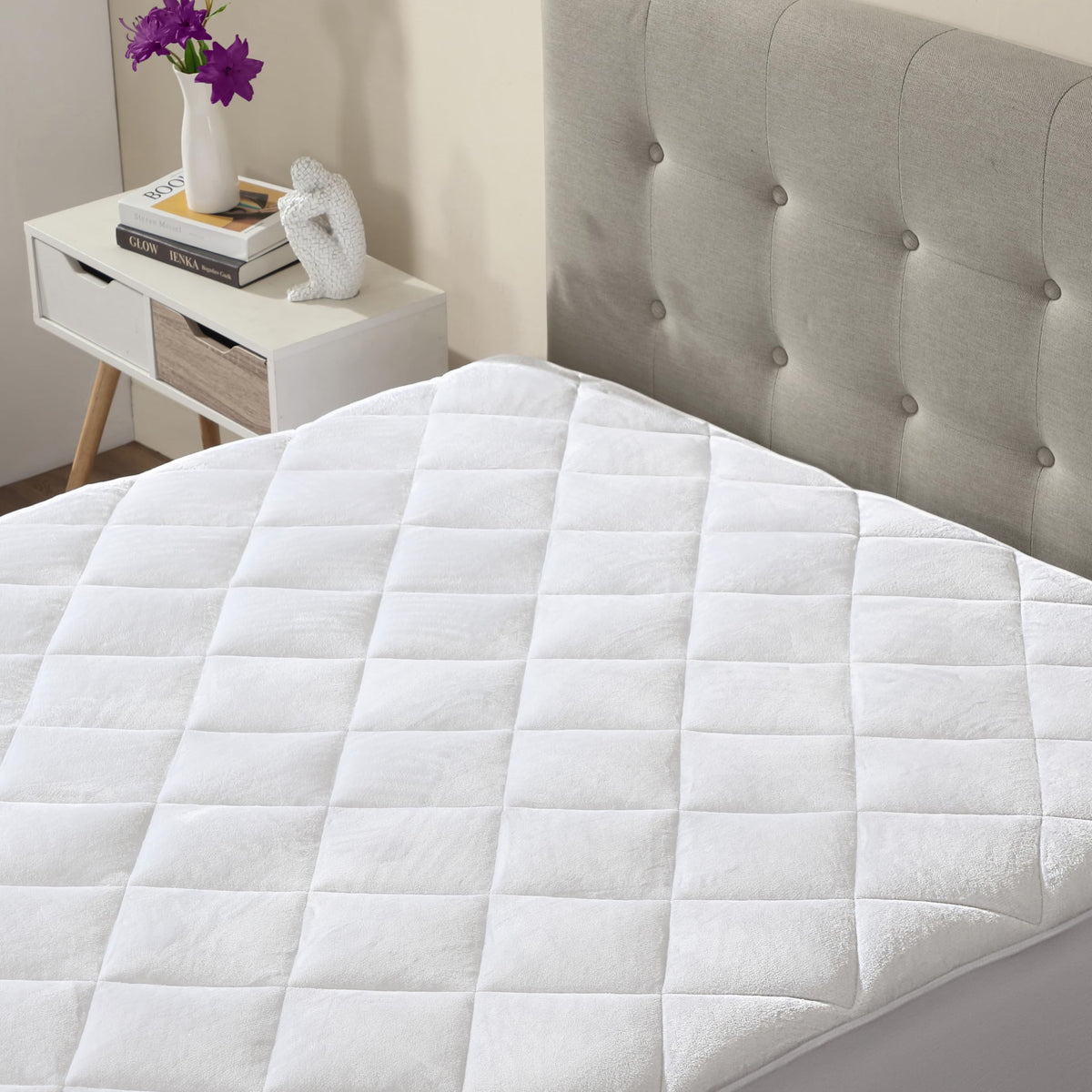 CirclesHome Cot Size Mattress Pad Pillow Top - Double Puff Fleece Top UltraPlush Down Alternative Mattress Protector -Soft, Comfortable, and Hypoallergenic - Stretches from 14-16 inches for Snug Fit