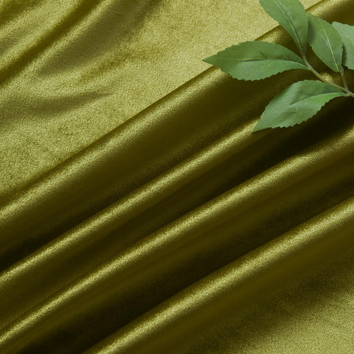 Roslynwood Olive Green Velvet Curtain 84 inch Long - Curtains Block Light Thermal Insulated Rod Pocket Window Drapes Set for Bedroom/Living Room, Olive Green, W52 x L84 inch, 2 Panels
