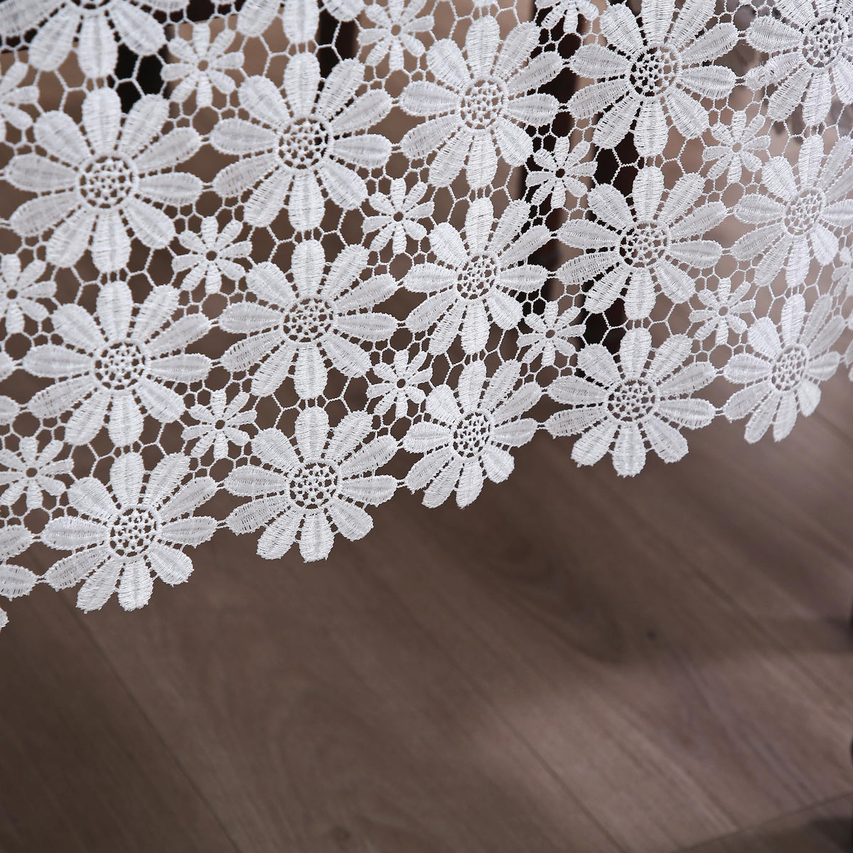 Farmhouse Tablecloth Crochet Lace White Table Cloth Rectangle Rustic Fabric Sheet Outdoor 6ft Table Cover For Dining Kitchen/Restaurant/Picnic/Holiday/Birthday/Party/Summer/Spring/Fall/Christmas