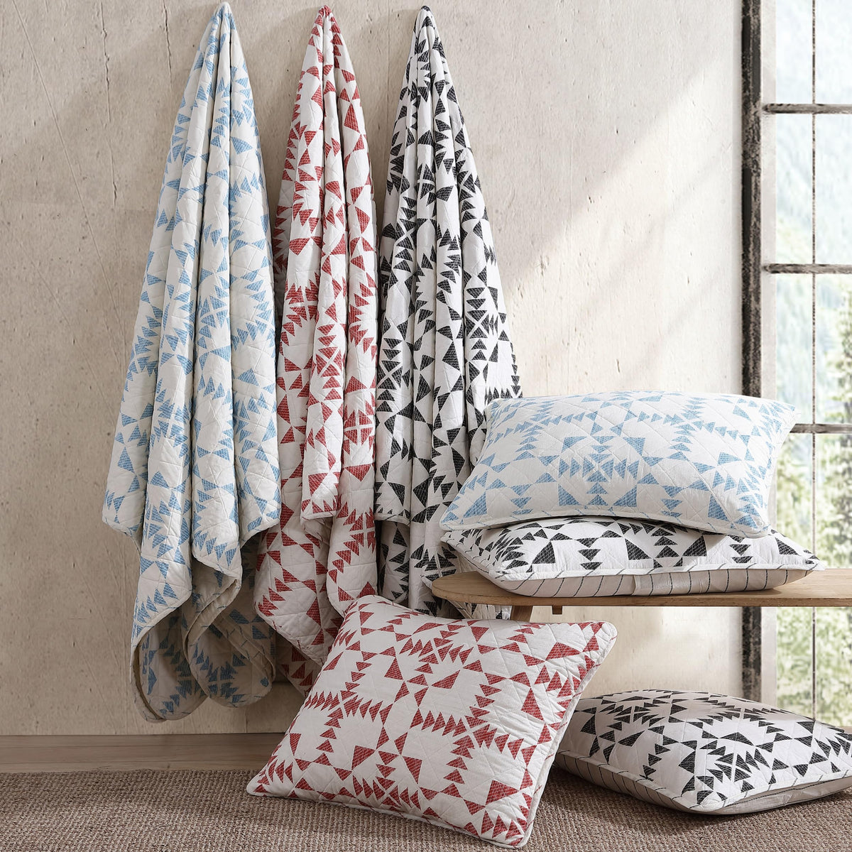 Eddie Bauer - King Quilt Set, Reversible Cotton Bedding with Matching Shams, Luxurious Bedding Set (Arrowhead Charcoal, King)