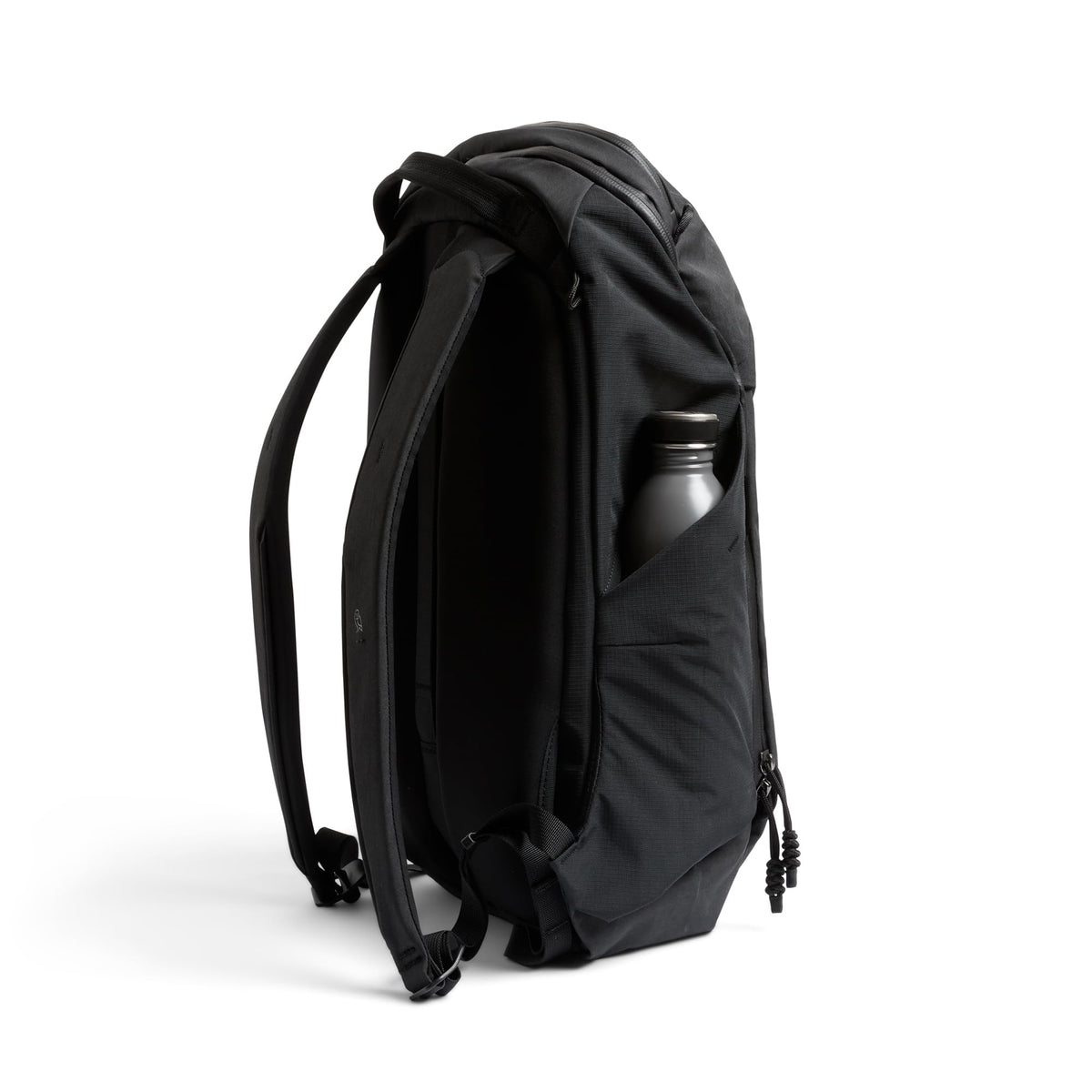 Bellroy Venture Ready Pack (20 liter backpack with laptop sleeve, for travel, commuting and urban adventuring) - Black