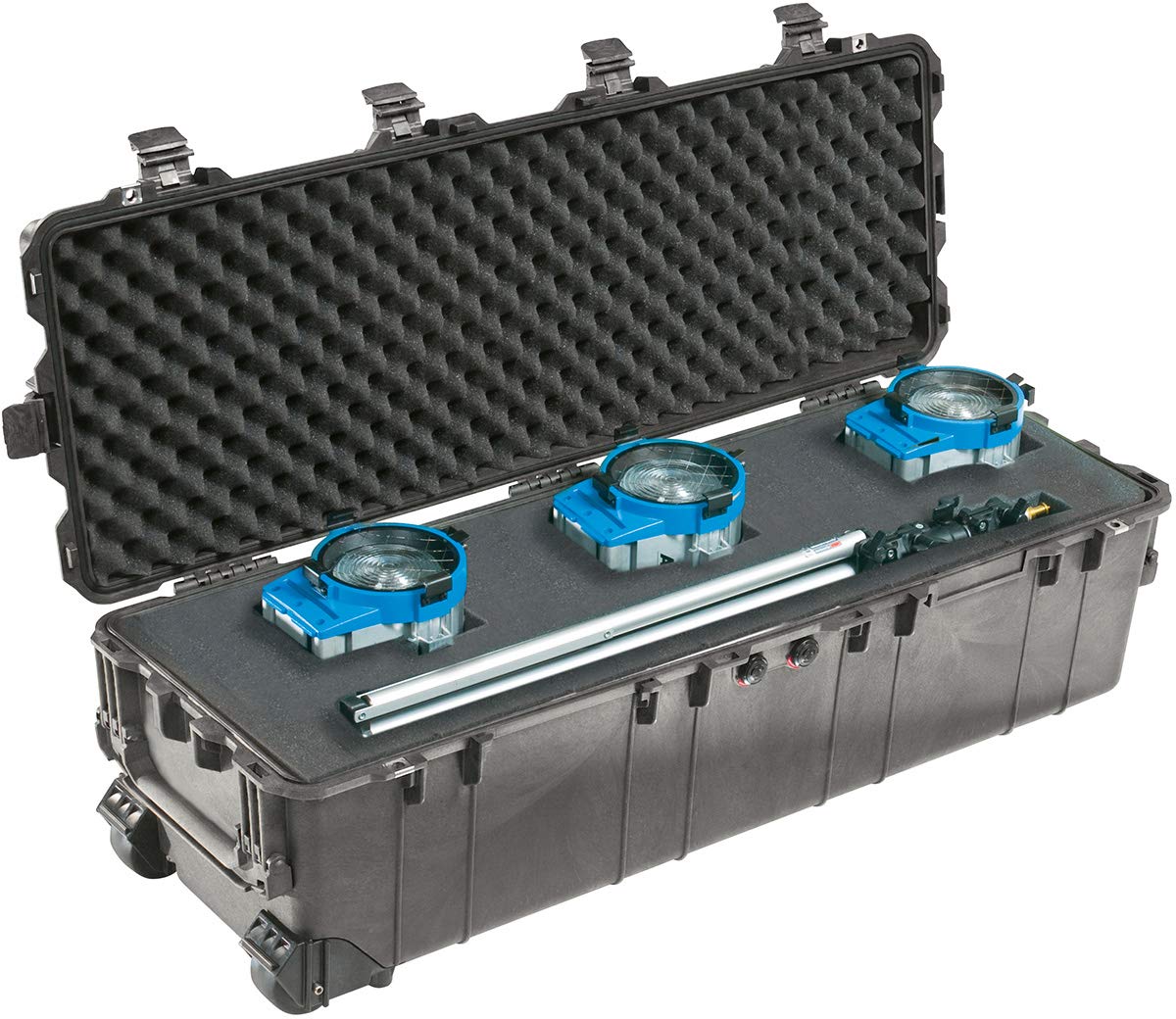 Pelican 1740 Case With Foam (Desert Tan)