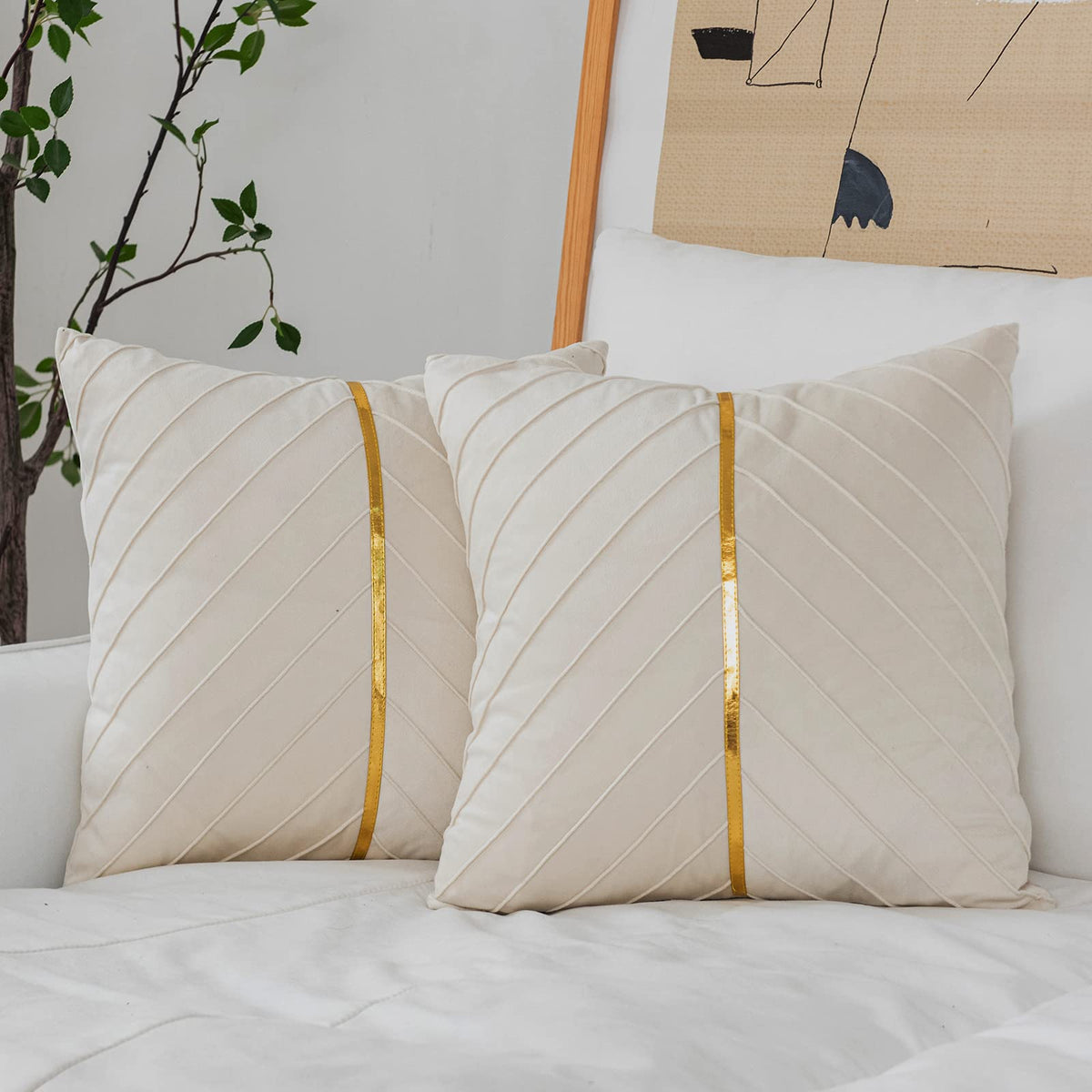 WACOMECO Velvet Throw Pillow Covers, Pack of 2 Soft Gold Decorative Cushion Covers for Couch Sofa Living Room Home Decoration, Cream White, 18x18 inch