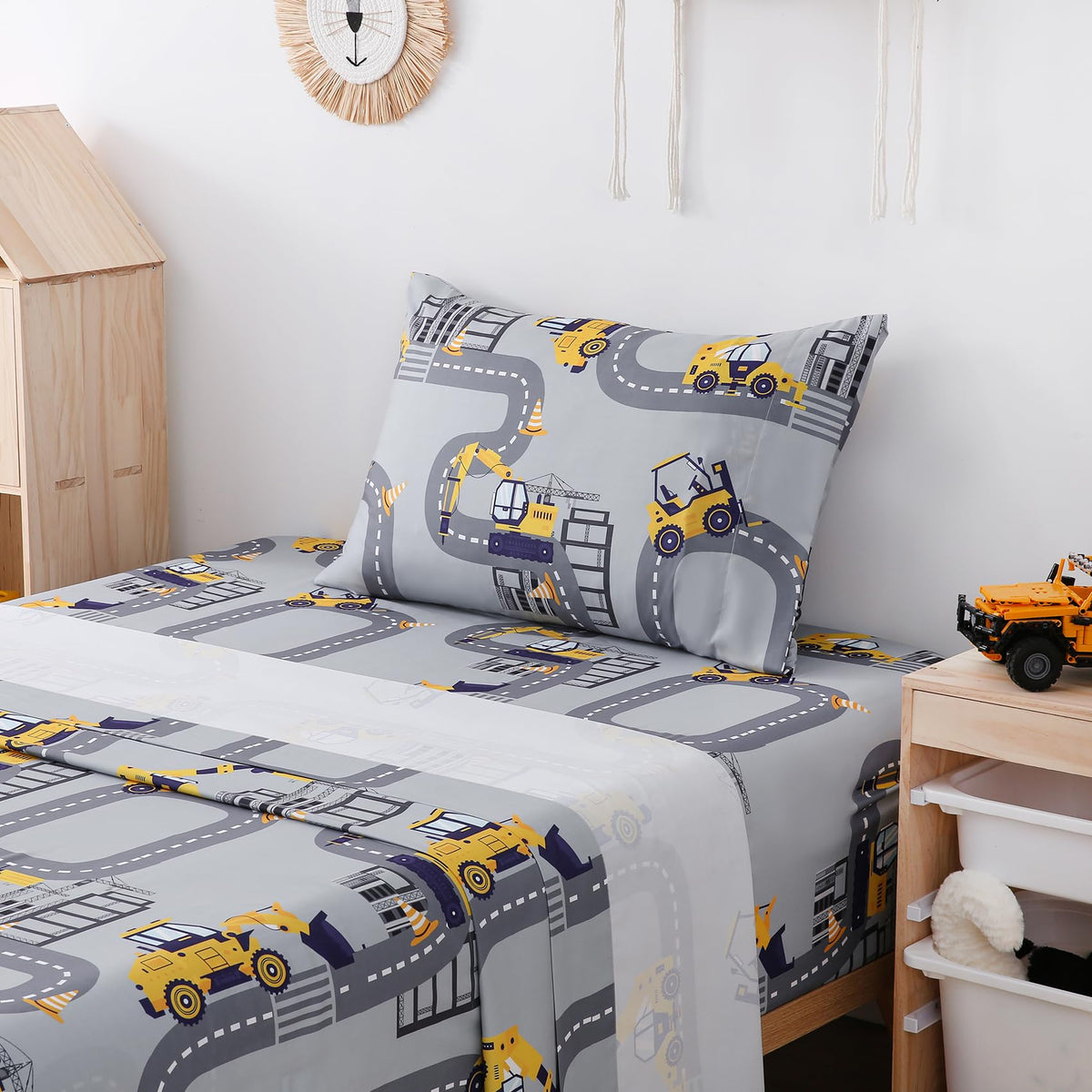 Yibeizi Twin Sheets Set Kids, Grey Truck Pattern Microfiber Single Bed Sheets, Cute Soft Oeko-Tex Extra Deep Pocket Sheets & Pillowcases Cooling Hypoallergenic Wrinkle Free Bedsheets