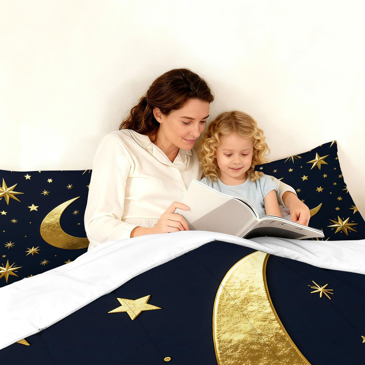 VTKON Gold Moon and Stars Bedding Set, Luxury Celestial Night Sky Comforter Set, Gold Starry Print Bed Set for Girls Bedroom Decor (Full Size 3Pcs with 2 Pillow Cases)