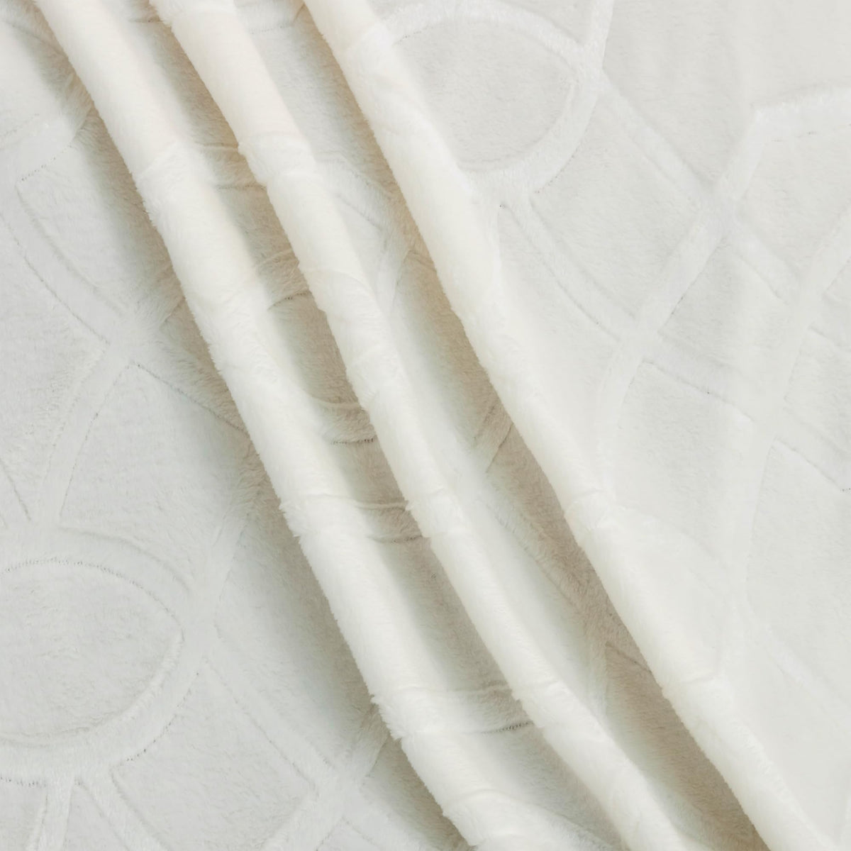 Serenhom Soft Cozy Fleece Twin Blanket, 60x80 Inches – Lightweight Plush Blanket for Couch, Fuzzy 3D Jacquard Design, for Sofa, Bed & Travel - Ivory White