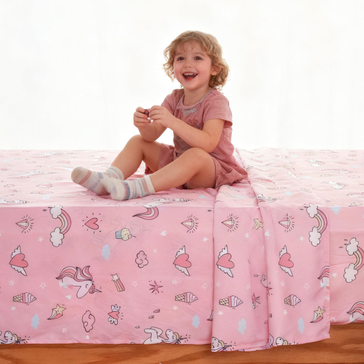 Bunnikins & Clover Unicorn Kids Sheet Set Twin Size, 3 Piece Soft Microfiber Bed Sheets, Deep Pocket Pink Toddler Bedding Set for Boys Girls