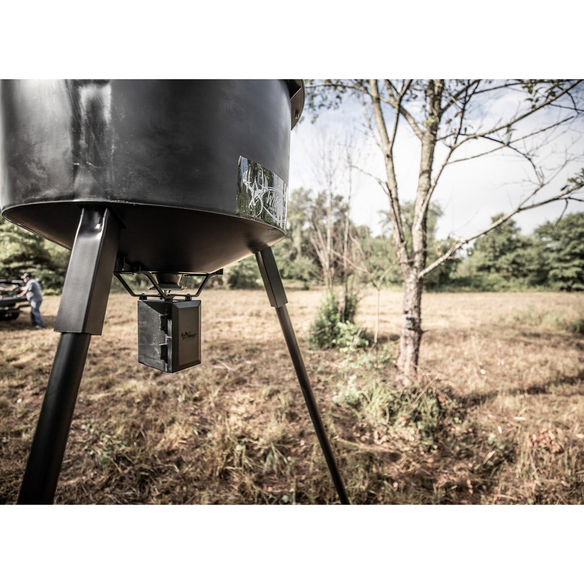 WILDGAME INNOVATIONS Quick-Set 270 lb Game Feeder with Digital Timer | Durable Tripod Corn/Pellet Hunting Feeder with 1-4 Available Feed Times & 30-feet Radius