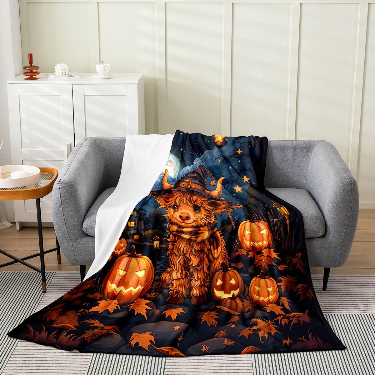 Feelyou Highland Cow Fleece Throw Blanket Halloween Themed Flannel Blanket Plush Fuzzy Spooky Pumpkin for Bed Couch Chair Living Room Trick or Treat 40"x50" Cute Bedroom Decor