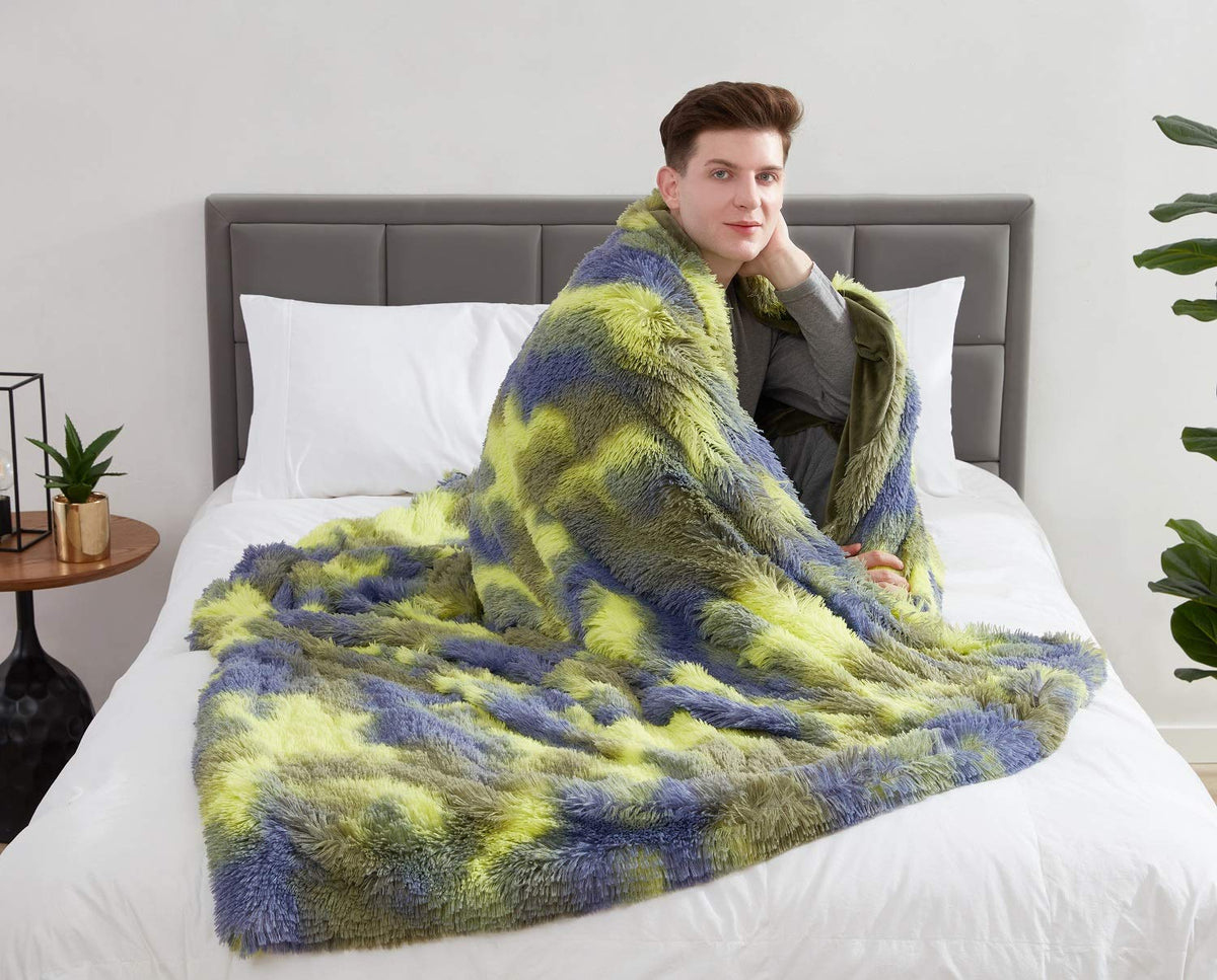 Hobed Life Ultra Soft Blanket 50 x 60 Inch, Faux Fur Blanket for Kids, Boys, Teens & Young Man, Stylish Camo Tie Dye Fur Throw, Fluffy Chair Blanket, Super Plush Reversible Bed Blanket, Male Fashion