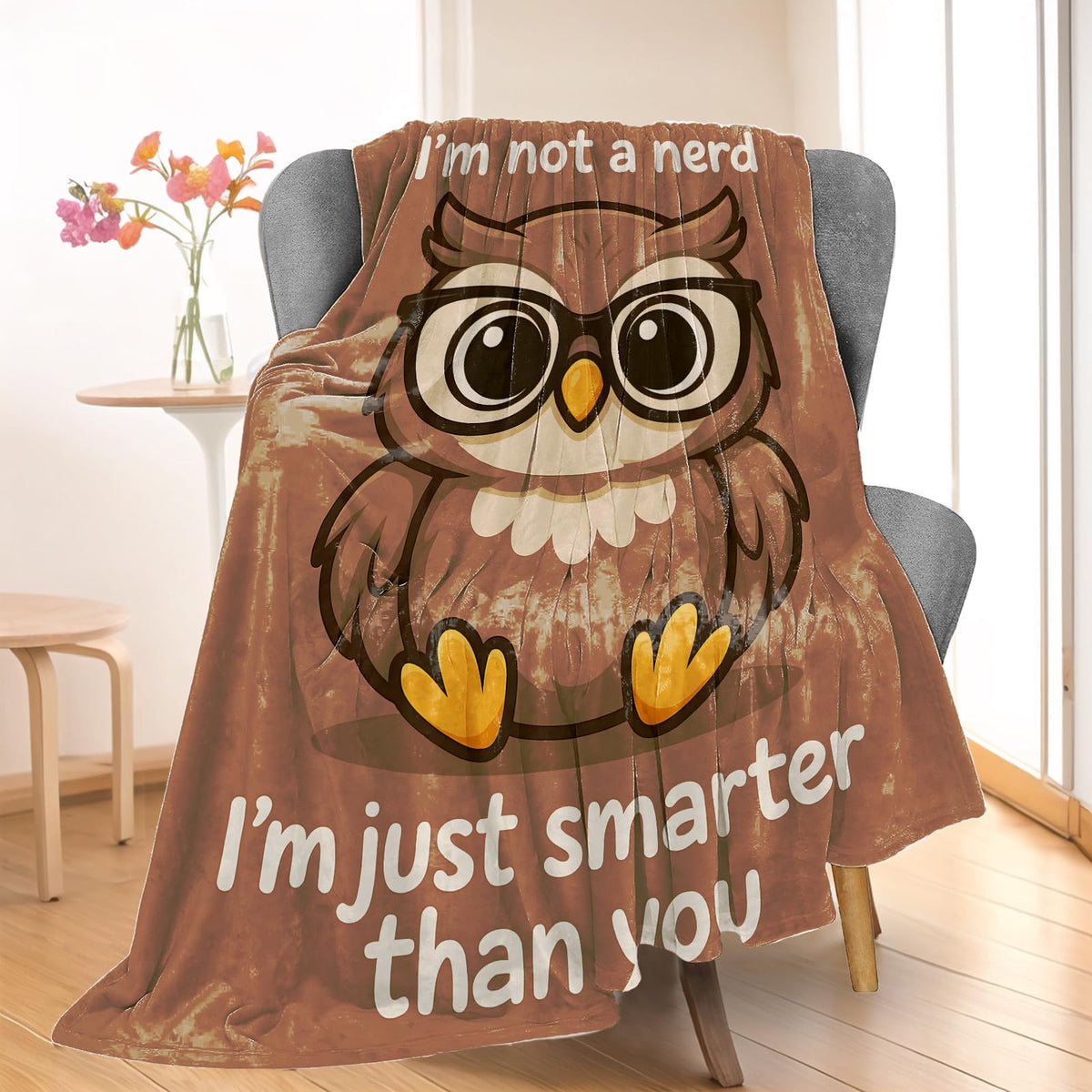 Wanoryer Smart Owl Blanket, Comfy & Warm Flannel Cute Cartoon Owls in Glasses Throw Blanket for Couch, Gifts for Teens Kids Women Girls, Soft Fuzzy Lightweight Travel Bed Blankets for Decor 50"×60"