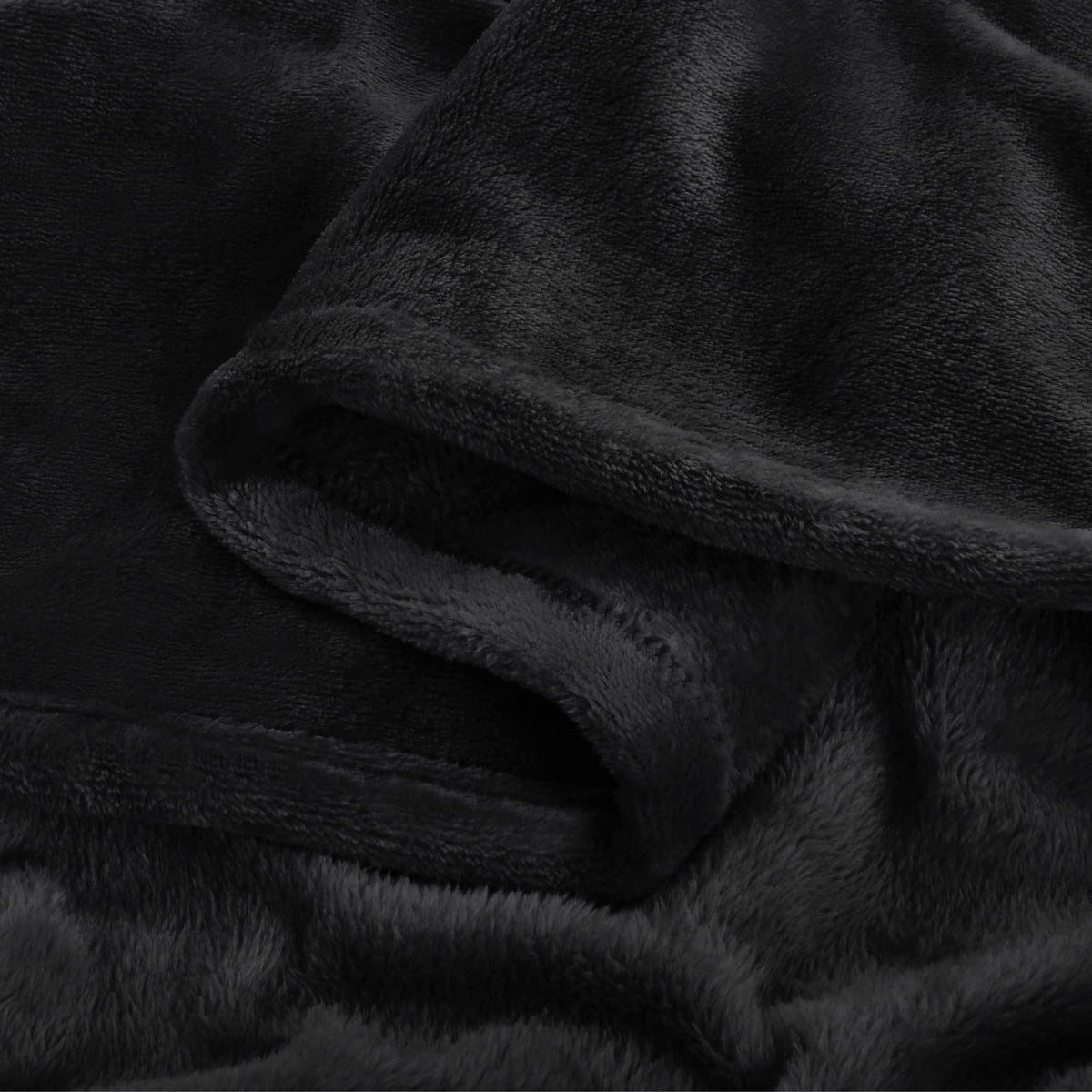 BEDELITE Fleece Blanket Black Throw Blankets for Couch & Bed, Luxury Plush Cozy Fuzzy Blanket 50x60 inches, Super Soft Warm Lightweight Throw Blanket for Travel Camping
