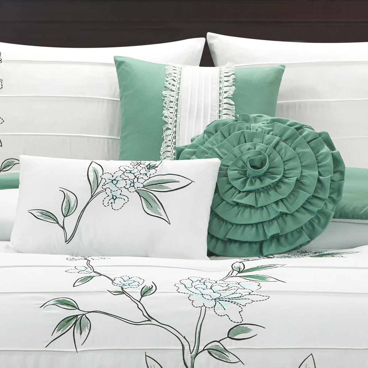 LANCO MODERN LIFESTYLE 7 Piece California King Comforter Set, Green White, Floral Embroidery, Microfiber Pleating Bedding Set for All Seasons with Comforter, Bed Skirt, Pillow Shams and Decor Pillows