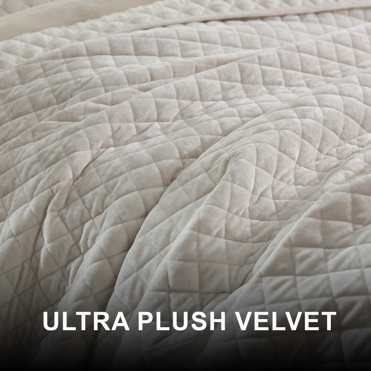 Hilliomas Oversized California King Size Velvet Quilt Set (120"x120"), Luxurious Diamond Quilted Stitching, Lightweight Soft All-Season Bedspread Set with 2 Pillow Shams, White