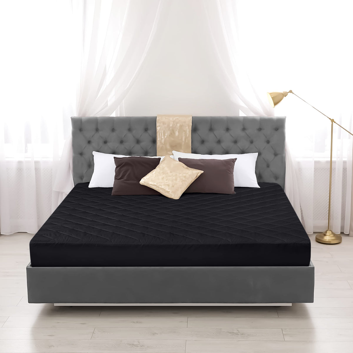 Quilted Fitted Mattress Pad, Queen Mattress Protector Topper with Deep Pocket Stretches up to 16 Inches, Machine Washable Mattress Cover by Utopia Bedding (Black)