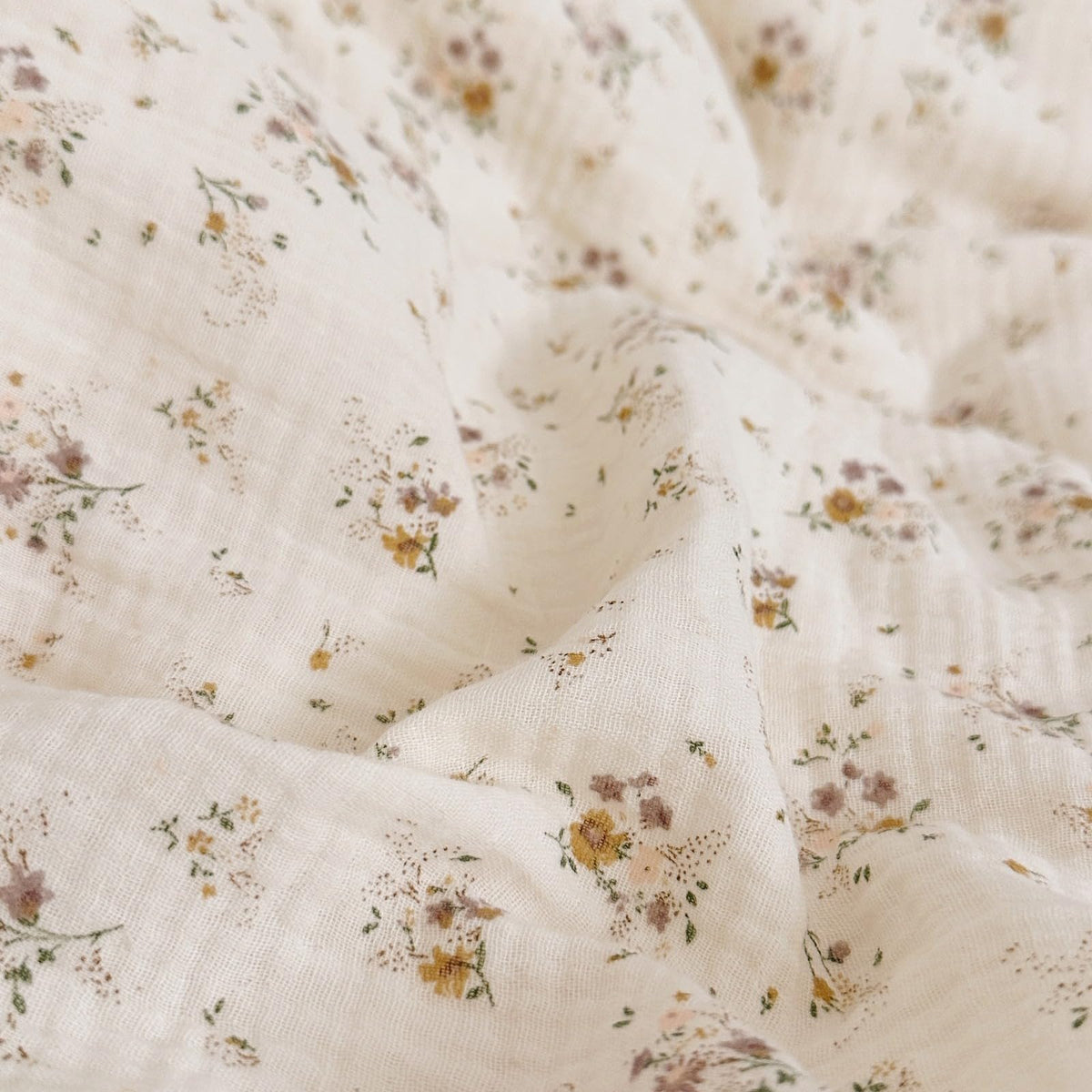 BuLuTu Beige Kids Toddler Baby Duvet Cover Girls Muslin Duvet Covers Floral Nursery Quilt Cover Gauze Bedding Coverlet, 47"x59", Crapemyrtle Print (No Pillowcases)