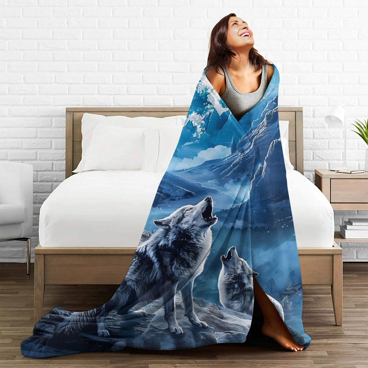 Howling Wolf Blanket Gifts for Adults Kids, Flannel Moon Wolf Pattern Throw Blankets for Bed Living Room Sofa Couch Traveling Camping, Soft Warm Lightweight Plush Wolf Decor 50x60in