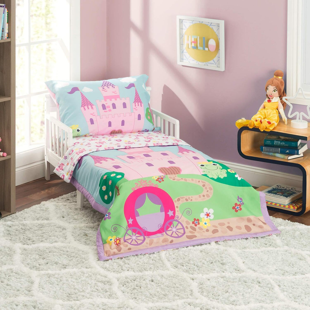 EVERYDAY KIDS 4 Piece Toddler Bedding Set -Princess Storyland- Includes Comforter, Flat Sheet, Fitted Sheet and Reversible Pillowcase