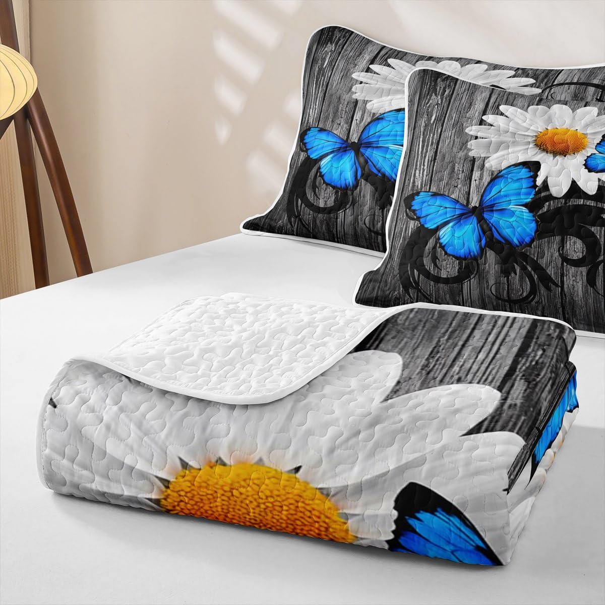 Erosebridal Daisy Quilt Butterfly Quilt Set Queen Retro Wooden Planks Bedding Coverlet Rustic Farmhouse Animals Bedspread with 2 Pillowcases