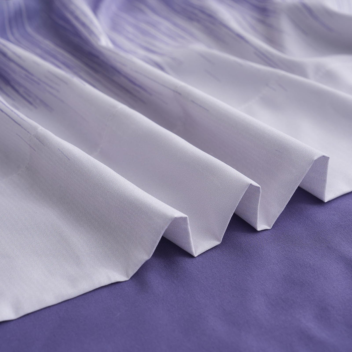 LONAVA Patchwork King Size 6 Pcs Sheet Set, Breathable Microfiber Deep Pocket Purple Fitted Sheets, Comfy & Breathable Patterned Flat Sheets,4 Gentle Soft Pillowcases, Purple Blossom