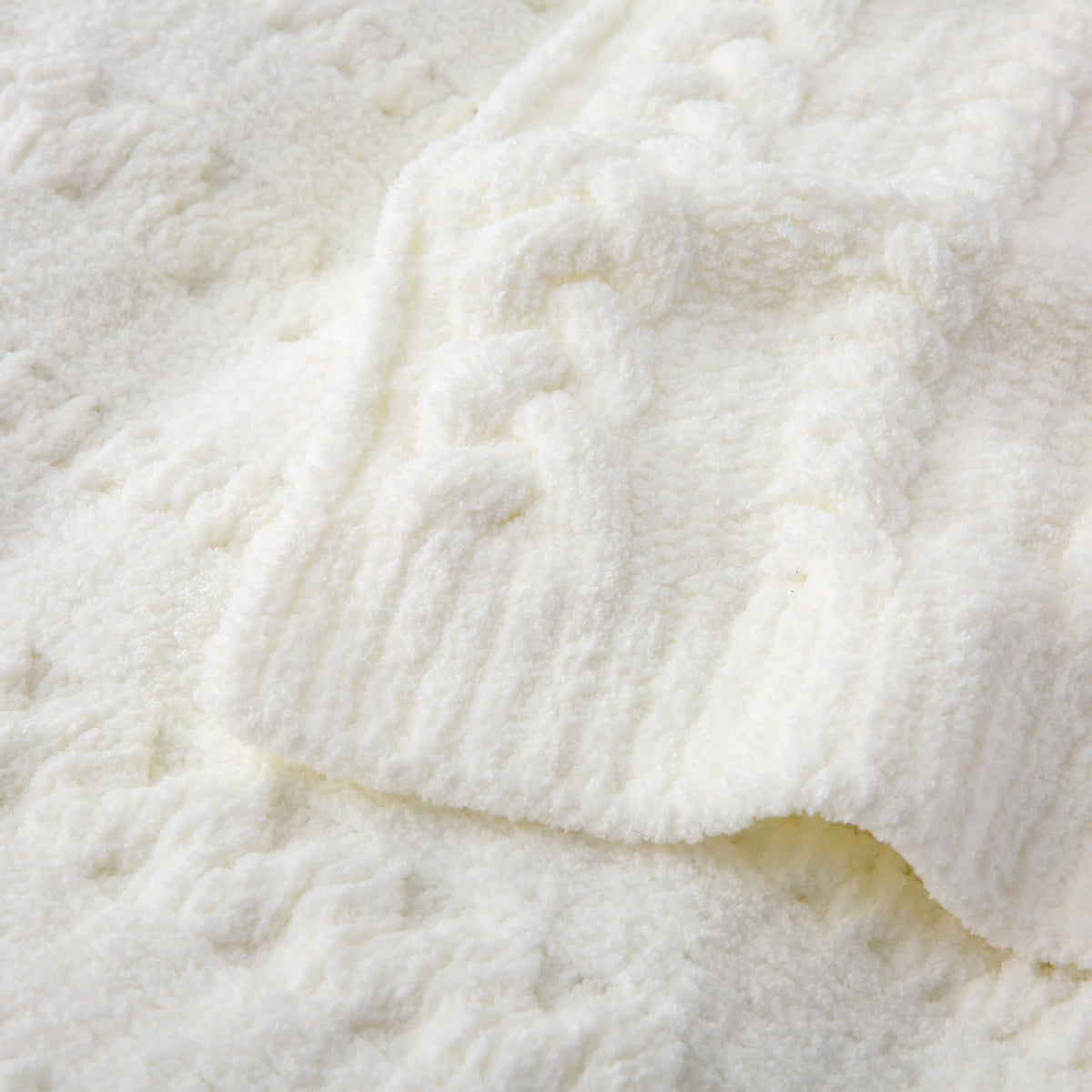 FULFCLVR Cable Knit Throw Blanket 50x60 Inches - Chunky Knit Chenille Blanket for Couch, Bed | Warm & Cozy Winter Blanket for Living Room, Farmhouse Home Decor | Off White