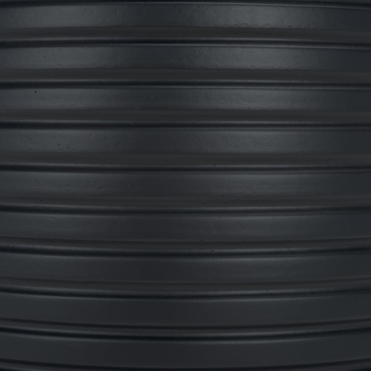 SAFAVIEH Outdoor - Jasper Black Cement Ficonstone Planter Pot Set of 2 with Drainage Hole, Frost Resistant Garden Planters for Patio, Deck, Indoor Outdoor Use (PAT1535A-SET2)