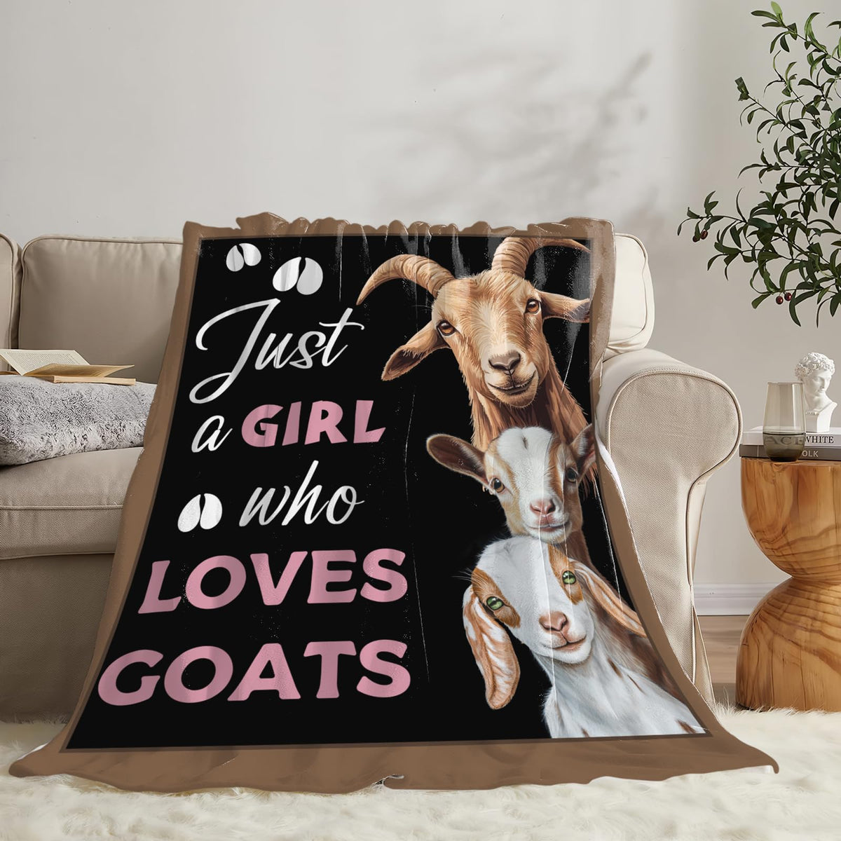 Baegopa Goat Blanket for Girls Women Farm Gifts Lovers Farmhouse Throw Blankets Cozy Plush Fleece Flannel Fuzzy for Couch Chair Bed 50"X40"