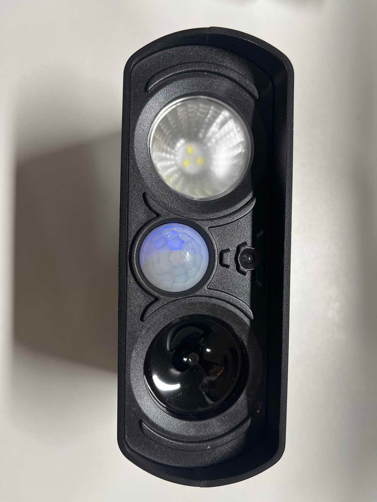 2Pack Solar Ultrasonic Animal Repellent Outdoor Deer Repellent Devices with Motion Detection&Flash Light Dog Raccoon Cat Deterrent 140B20408