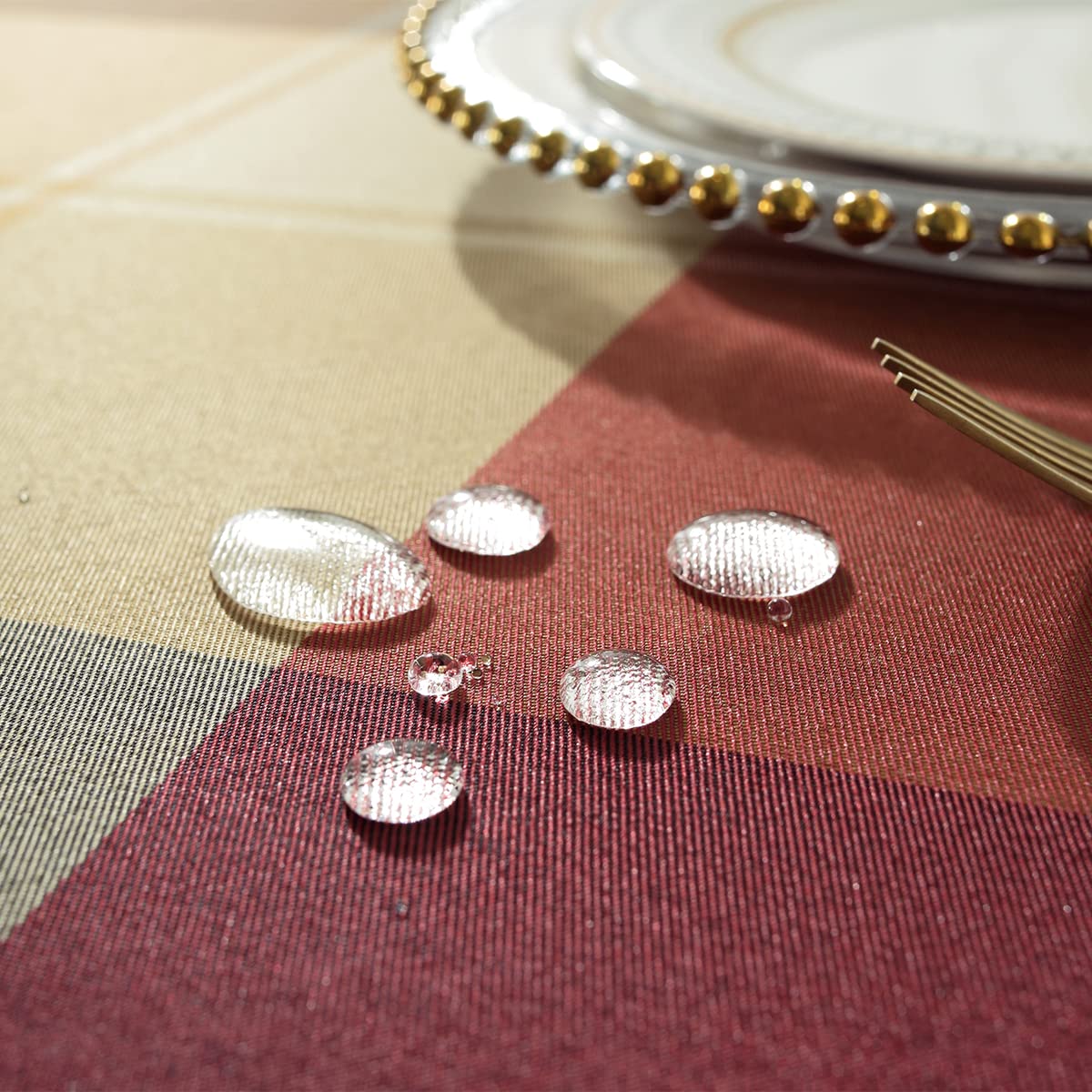 Rectangle Tablecloth 60 x 84 Inch Checkered Table Cloths Spillproof Anti-Shrink Soft and Wrinkle Resistant Decorative Fabric Table Cover for Kitchen Dinning Tabletop Outdoor(Rectangle/Oblong,Red)