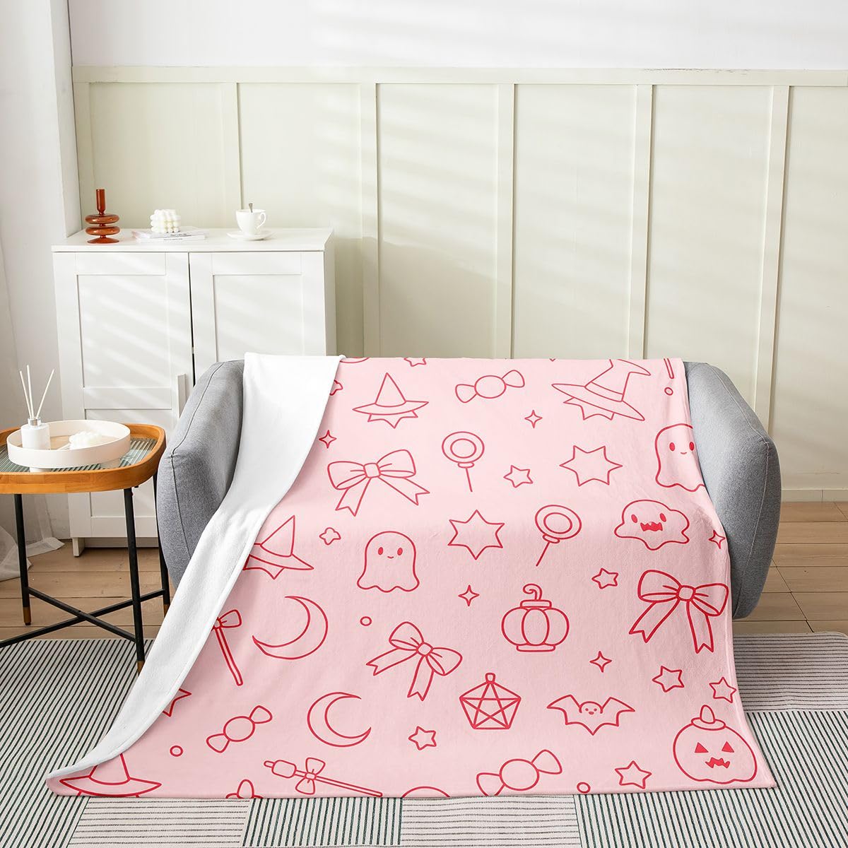 Feelyou Ghost Flannel Fleece Throw Blanket Halloween Themed Throw 50"x60" Trick or Treat Fleece Throw Blanket for Kids Women Men Spooky Pumpkin for Bed Couch Chair Living Room Pink Bedroom Decor