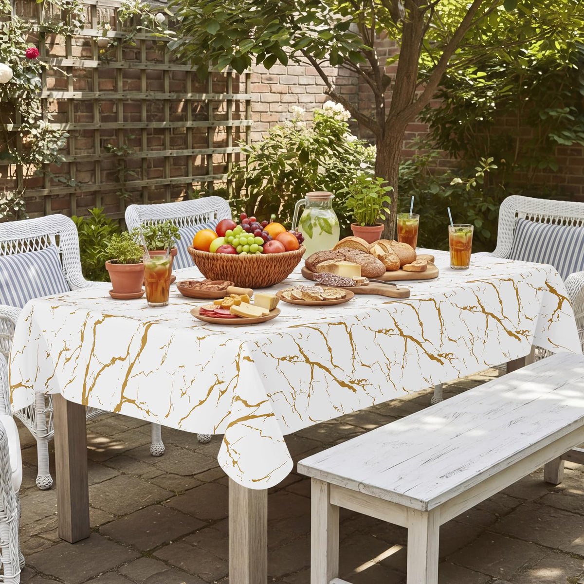Smiry Rectangle Table Cloth, Waterproof Vinyl Tablecloths with Flannel Backing, Wipeable Spillproof Plastic Table Cover for Dinner and Outdoor (White & Gold, 60 "x 84")