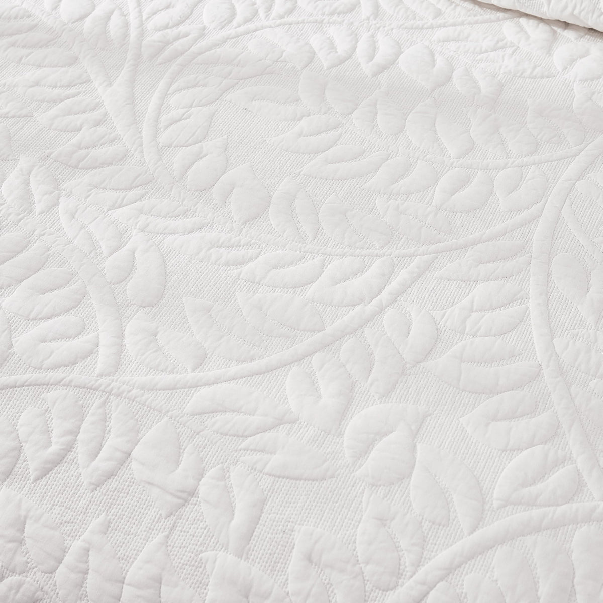 MarCielo 3-Piece 100% Cotton Oversized Bedspread Lightweight Quilt Coverlet Embroidery Farmhouse Bedding Set T0 (Bright White, Oversized King (118"x106"))