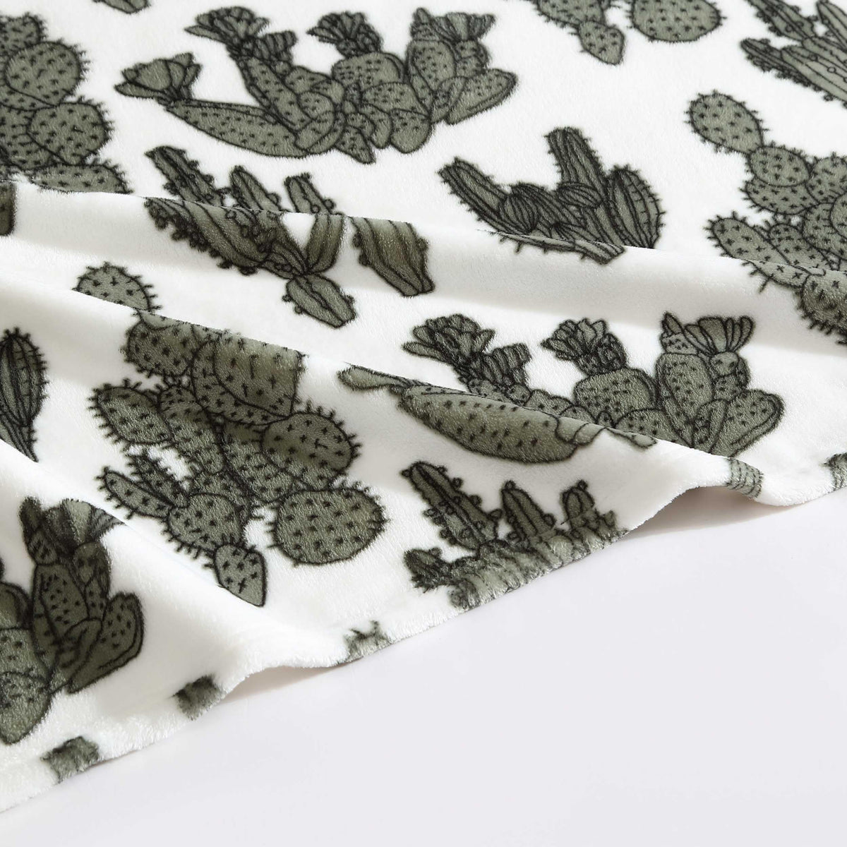 Wrangler - Blanket, Super Soft Plush Bedding, Yellowstone Inspired Throw Blanket for Couch or Bed (Cactus Garden Green, 50' x 70')
