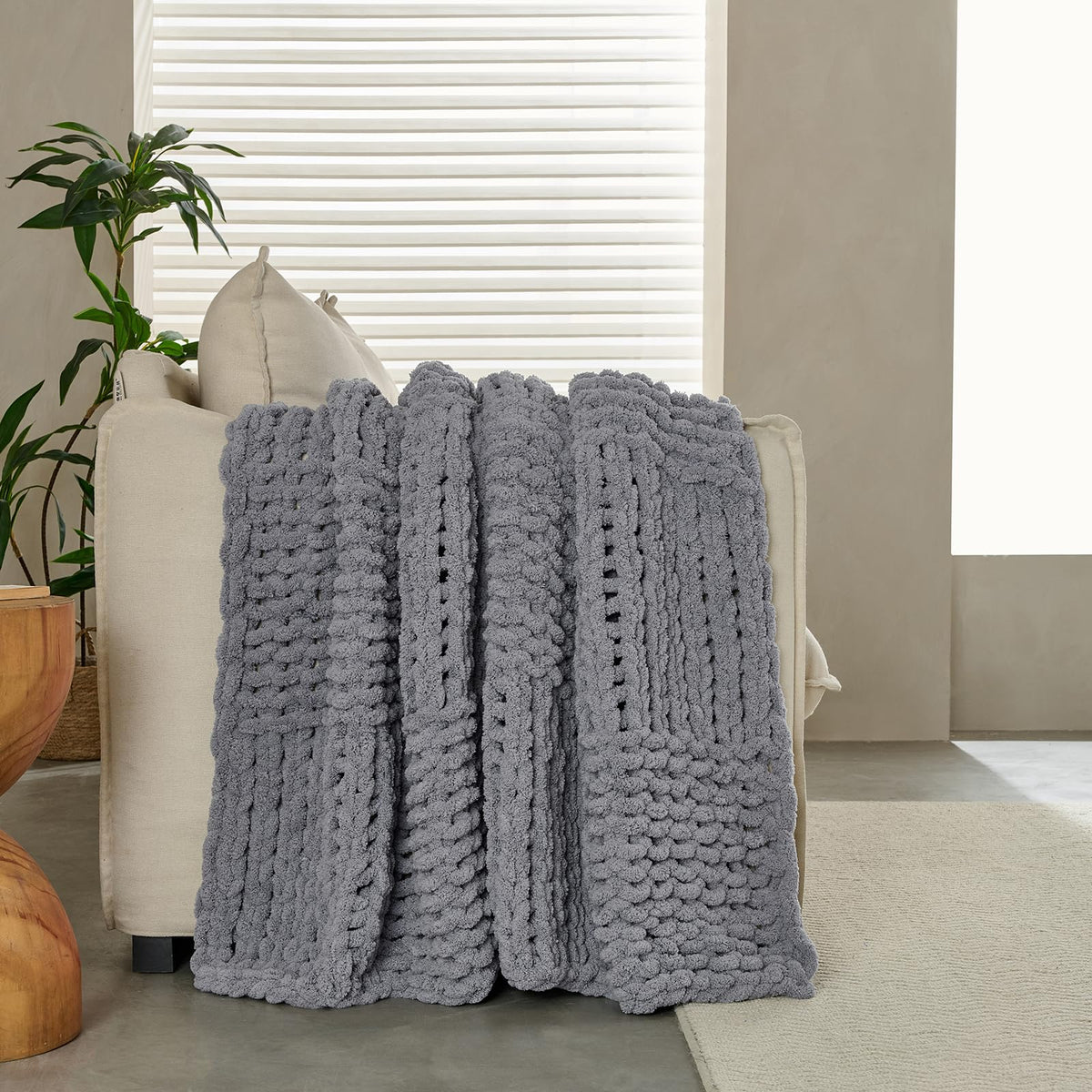WZOWZO Chunky Knit Blanket Throw 50x60 Inches,Handmade Cable Knit Crochet Blanket,Cozy Lightweight All Season,Wrinkle-Resistant Polyester for Couch Bed Sofa Reading Nook,Grey