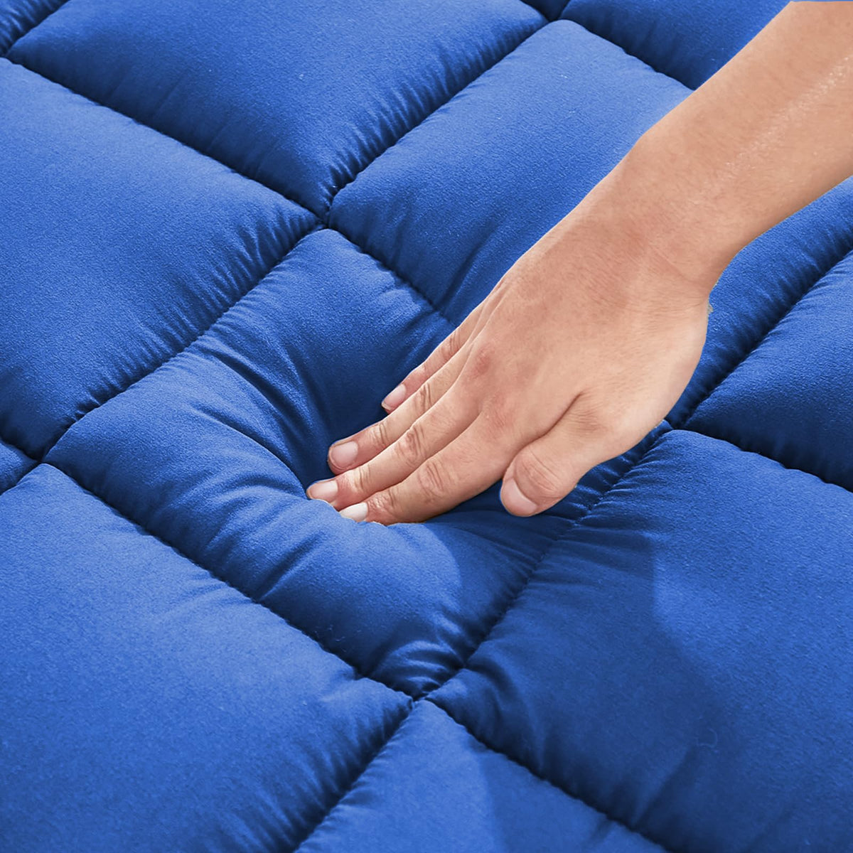 Mattress Pad - Soft and Breathable Mattress Protector Cover - Pillow Topper with Stretches to 18” Deep Pocket Fits Up to 8”-21” Cooling Bed Topper (Blue, Queen)