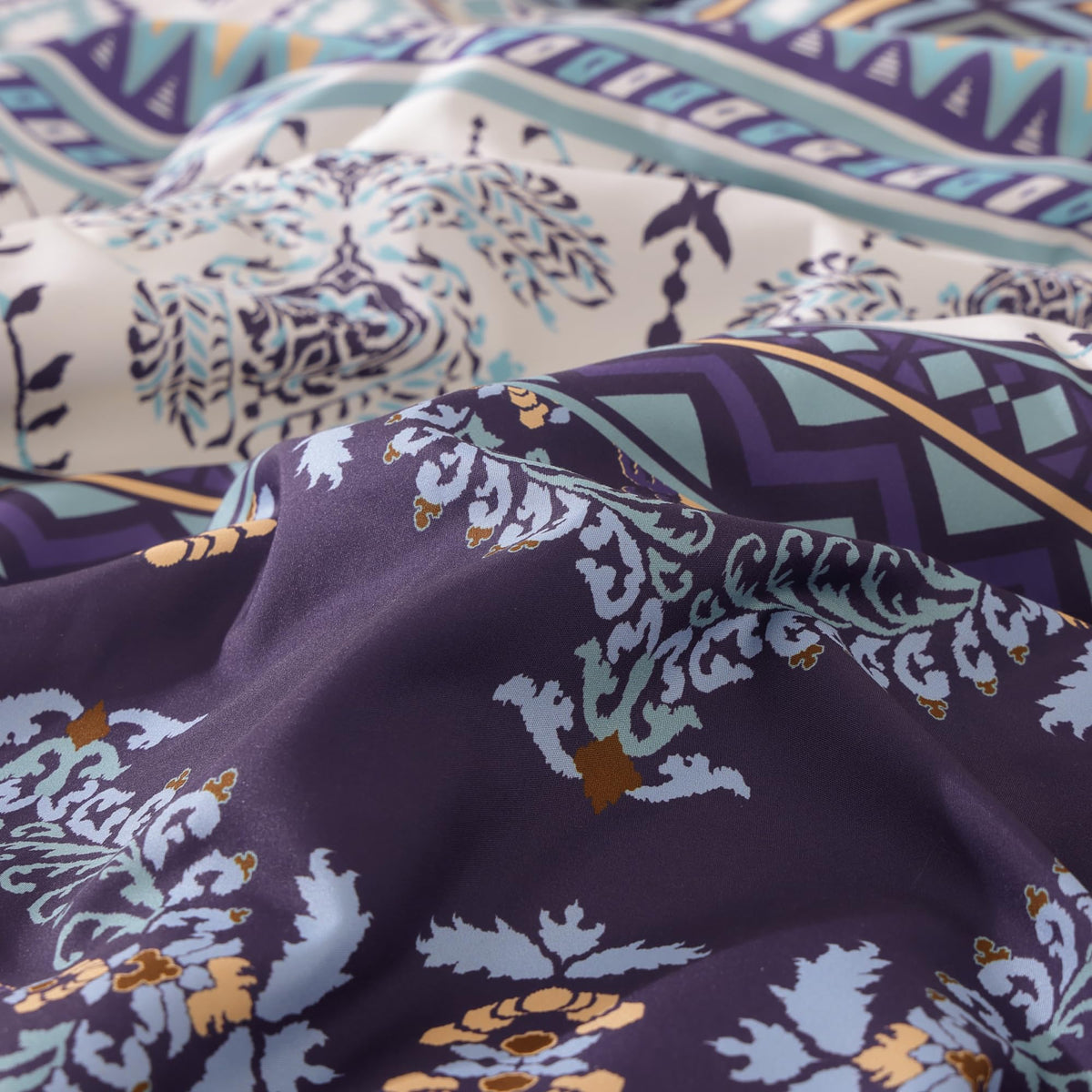 Geniospin Queen Comforter Set - 7 Pieces Bedding Set, Boho Bed in A Bag, Lightweight Soft Aztec Bedding, All Season Bed Comforter Set with Sheets, Pillowcases & Shams