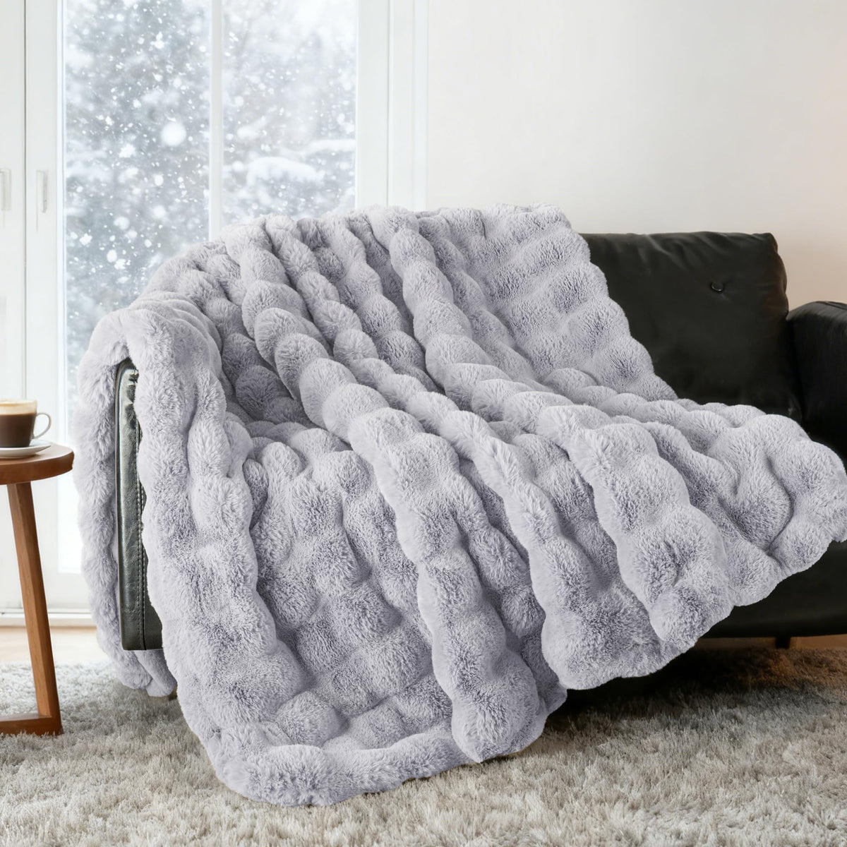Exclusivo Mezcla Faux Fur Throw Blanket for Couch, Luxury Reversible 3D Rabbit Bubble Fuzzy Thick Sherpa Blankets for Winter, Plush Fleece Warm Cozy Bed Throw, 50x60 Inches, Light Grey