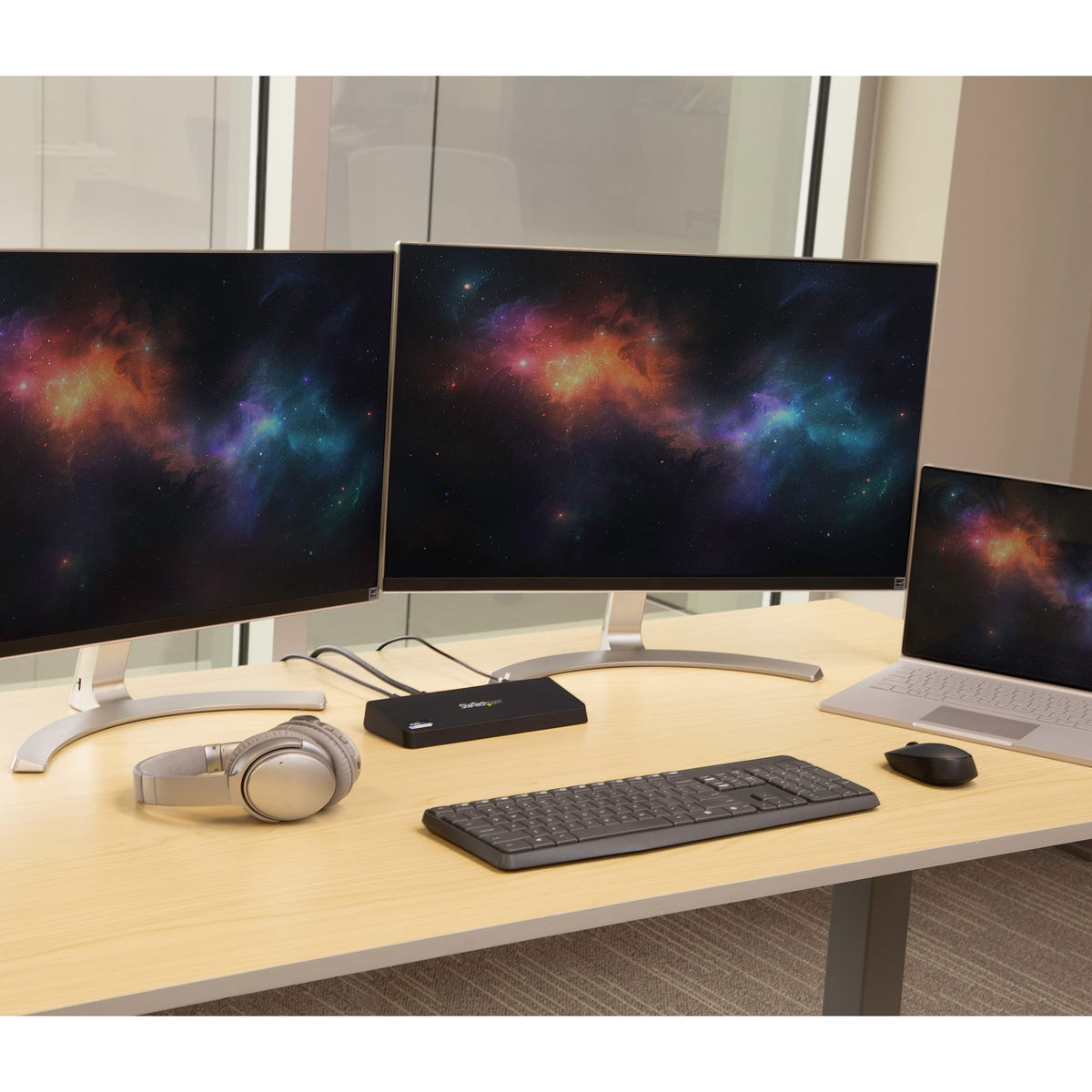 StarTech.com USB 3.0 Docking Station - 4K - HDMI / DisplayPort - with Fast Charge / Ethernet / Audio - Universal Docking Station