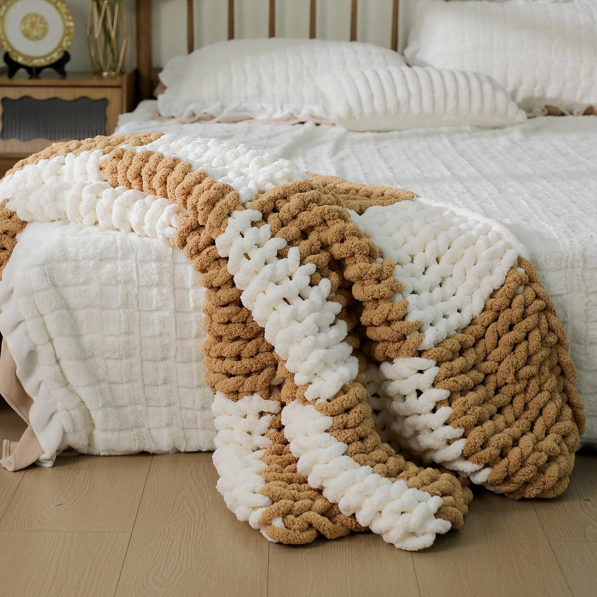 Tudomro Checkered Chunky Knit Throw Blanket for Couch 50 x 60 Inches Neutral Decor 100% Hand Knitted Cozy Soft Large Rope Knot Crochet Blankets for Sofa Living Room(Ivory and Brown)