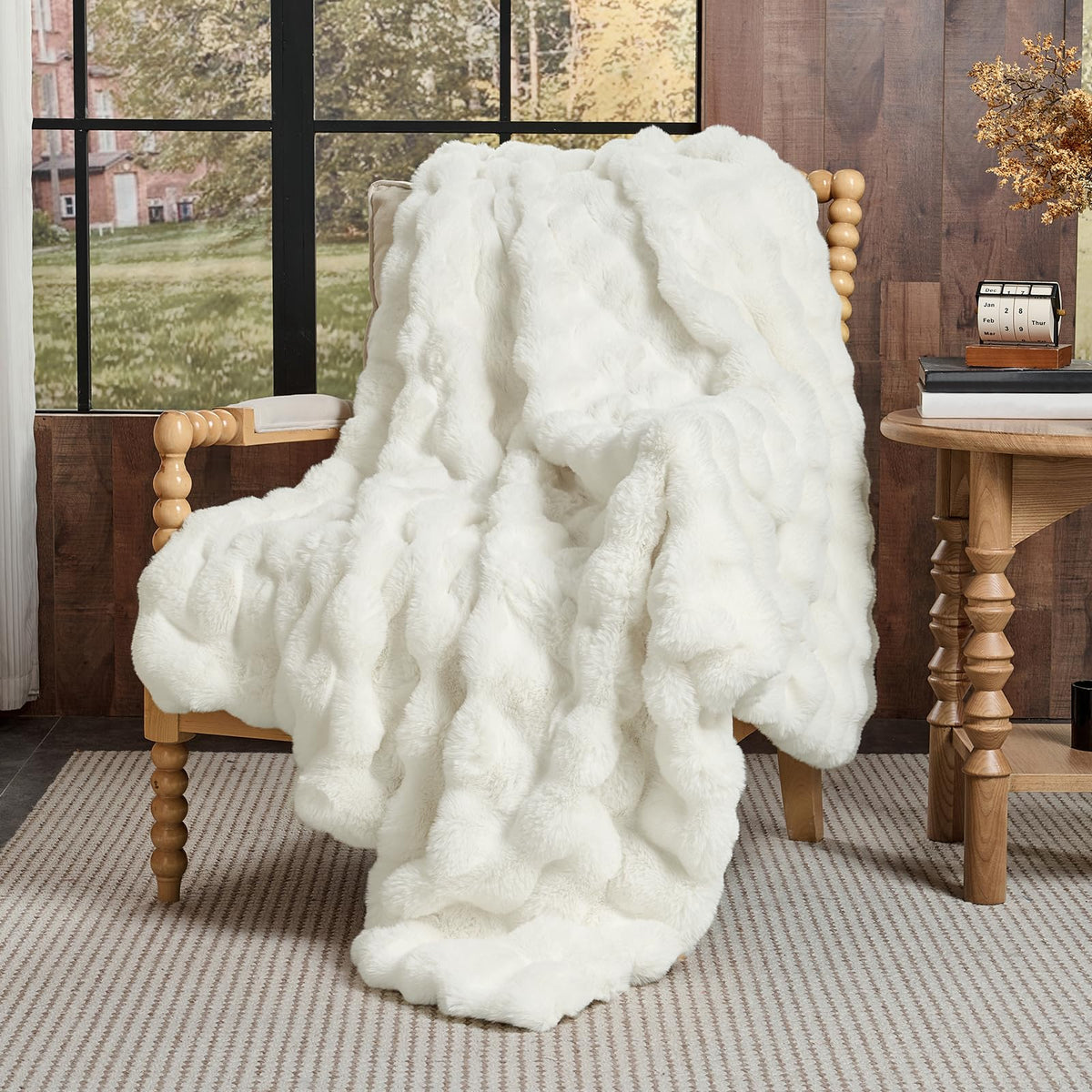 Lotus Karen Faux Fur Throw Blanket Cream White - Big Bubble Rabbit Fluff Blanket for Couch, Small Fluffy Fuzzy Cozy Blanket, Thick Furry Plush Shaggy Blankets, 50x60 Inches