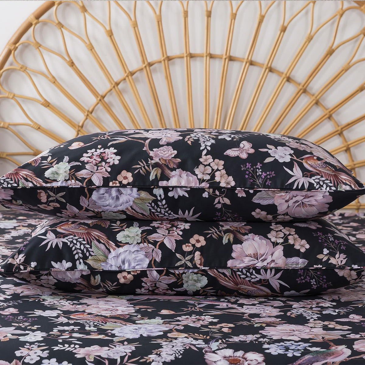 FADFAY Queen Sheet Set,4-Piece Long-Staple Cotton, Vintage Black Floral & Bird Print Bedding, Deep Pocket Fitted Sheet, Soft & Breathable for All Seasons