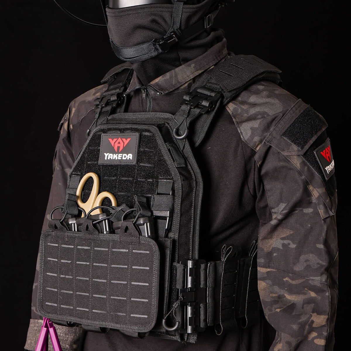 BOMTURN Tactical Vest for Men Quick Release Laser-Cutting Modular Vest for Outdoor