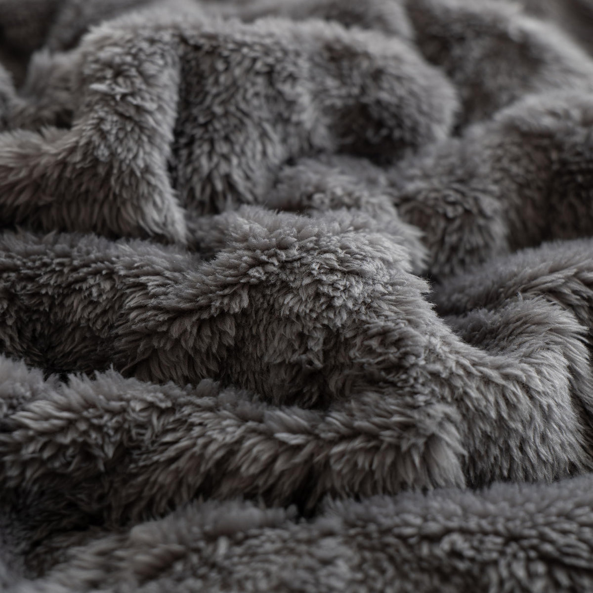UKELER Cozy Sherpa Throw Blanket Queen Size 80 x 90 inch, Floral Throw Blanket for Bed, Couch, Sofa, Camping, Great Gift for Mother's Day, Father's Day, Thanksgiving, Christmas, New Year's, Dark Grey