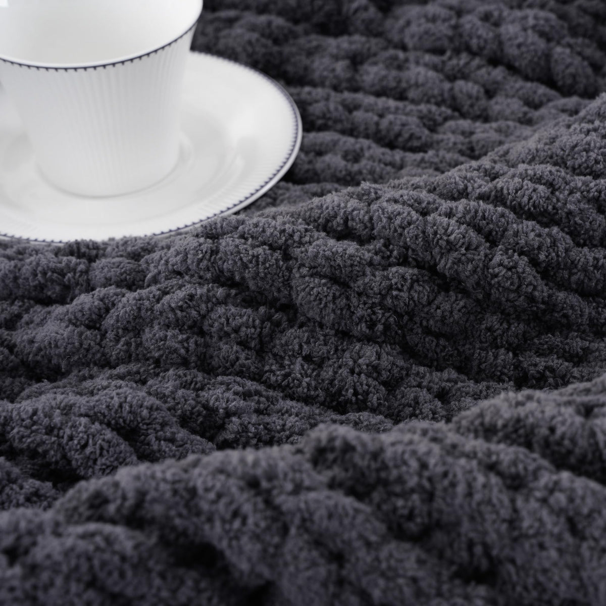 Battilo Chunky Knit Throw Blanket, Soft and Thick Chenille Throw Blanket, 50"x60" Handmade Cable Knit Crochet Blanket, Dark Grey Knot Knitted Throw Blankets for Couch Sofa Bed Home Decor