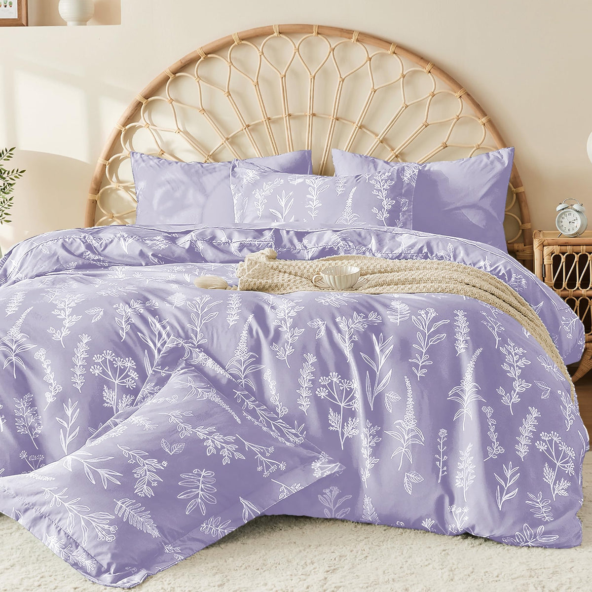 MUXHOMO Duvet Cover Queen Size, Reversible Floral Lavender Duvet Cover Set with Zipper Closure, 3 Pieces Botanical Patterns Soft Microfiber Bedding Set with 4 Ties (90"x90", 2 Pillow Cases)