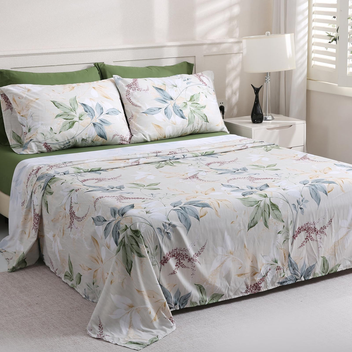 LONAVA Botaincal King Size 6 Pcs Sheet Set, Breathable Microfiber Deep Pocket Forest Green Fitted Sheets, Comfy & Breathable Patterned Flat Sheets,4 Gentle Soft Pillowcases, Lavender
